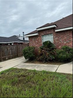 8015 Redfish Street, New Orleans LA 70126