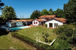 BASQUE COUNTRY - CLOSE TO ARCANGUES,  SUPERB VIEW OF THE MOUNTAINS ON 2 HECTARES 200 LAND