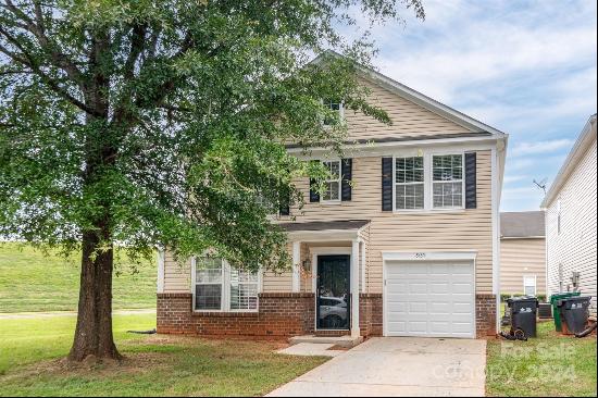 8432 Panglemont Drive, Charlotte NC 28269