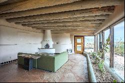 2 Happy Trail Way, Tres Piedras NM 87577