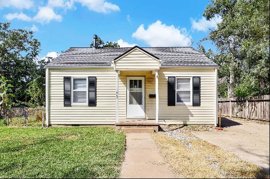 1047 S Glenn St, Wichita KS 67213