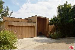 5698 Holly Oak Drive, Los Angeles CA 90068