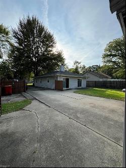 26771 Lanse Creuse Drive, Harrison Township MI 48045