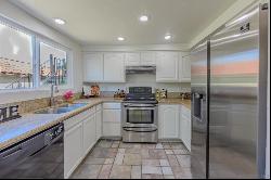 6677 Paseo Del Norte #F, Carlsbad CA 92011