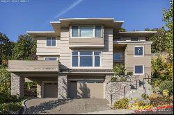 2000 SW 162nd Court, Burien WA 98166