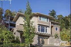 2000 SW 162nd Court, Burien WA 98166