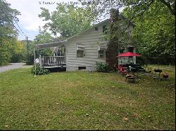 378 Union Campground Road, Letart WV 25253