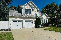 300 Pond Dr, Egg Harbor Township NJ 08234