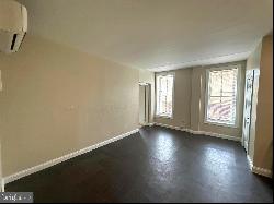 64 W Antietam Street APT. 1, Hagerstown MD 21740