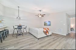 5801 Crystal Lake Unit 101, North Fort Myers FL 33917