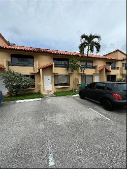 10026 SW 77th Ct, Miami FL 33156