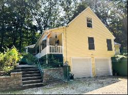 189 Kahn Road, Franklin CT 06254