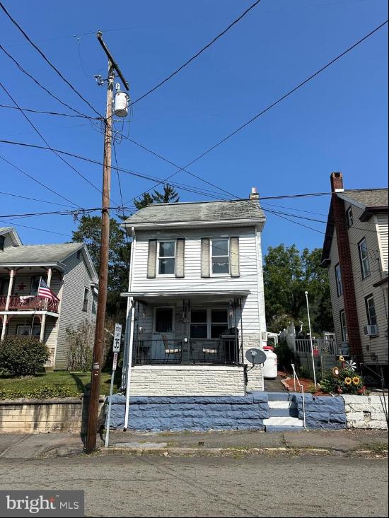 507 W Market Street, Williamstown PA 17098