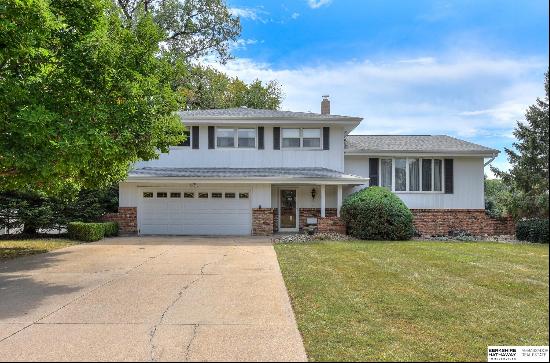 8047 Spaulding Circle, Omaha NE 68134