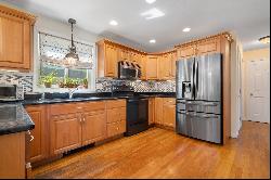 14 Kenwood Drive, Newton NH 03858