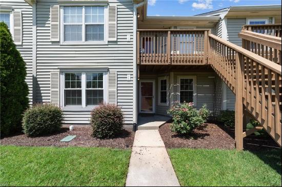 1425 Willow Pointe Court, Virginia Beach VA 23464