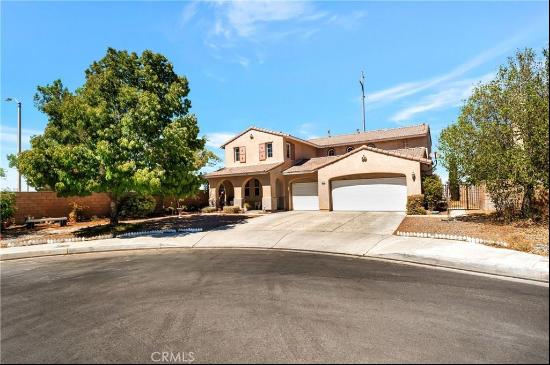 4827 Jade Court, Lancaster CA 93536