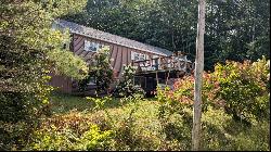 795 Memorial Drive NE, Winthrop ME 04364