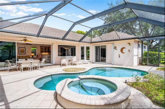 254 Oak Hammock Circle SW, Vero Beach FL 32962