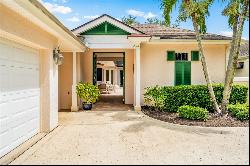 254 Oak Hammock Circle SW, Vero Beach FL 32962