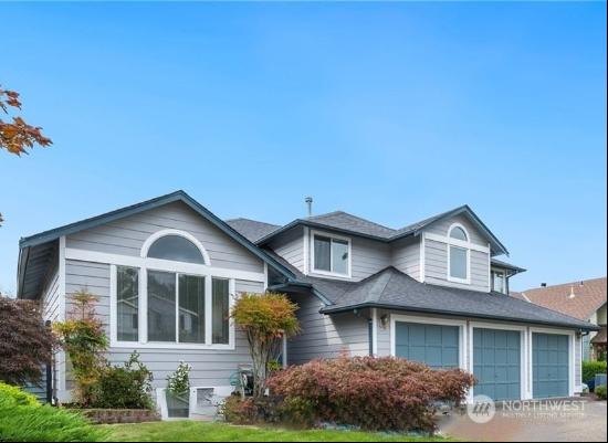 3832 46th Avenue NE, Tacoma WA 98422