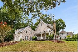 Stunning, Renovated Estate Home In Prestigious Chattahoochee River Club