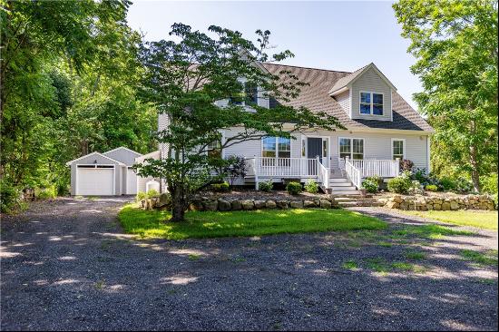 1180 Middle Road, East Greenwich RI 02818