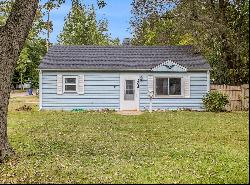 205 Glendale Avenue, Pennfield Twp MI 49017