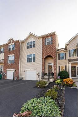 5388 Spring Ridge Drive W, Lower Macungie Twp PA 18062