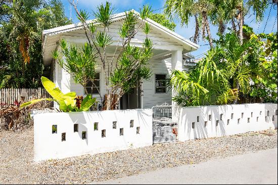 718 Chapman Lane, Key West FL 33040