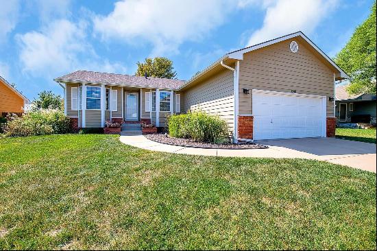 1348 E Village Estates Ct, Park City KS 67219