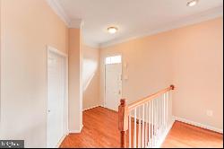 25535 Beresford Drive, Chantilly VA 20152