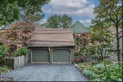 1215 Limerick Court, Hummelstown PA 17036