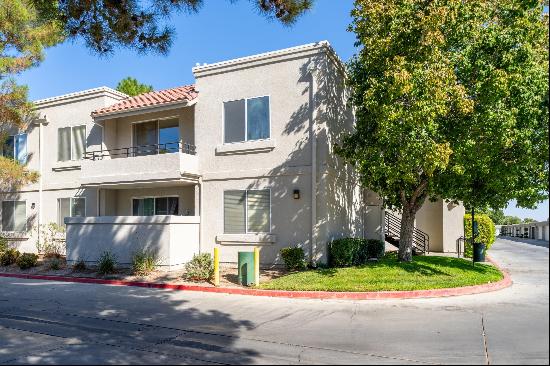 2807 W Avenue K12 Apt 257, Lancaster CA 93536