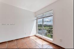 9170 Fontainebleau Blvd Unit 403, Miami FL 33172