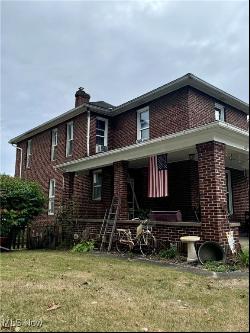 112 McKeever Street, Crooksville OH 43731