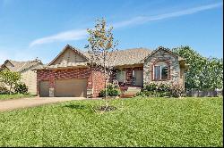 6006 W Driftwood Ct, Wichita KS 67205