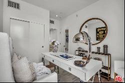 944 N Stanley Avenue Unit 4, West Hollywood CA 90046