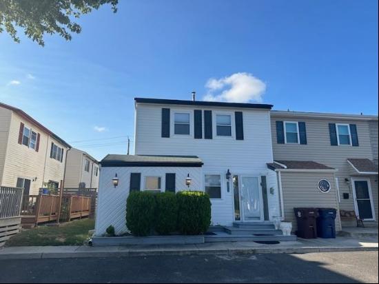 420 Berkshire Drive, Ventnor NJ 08406