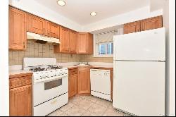 920 Broadway #16, Woodmere NY 11598