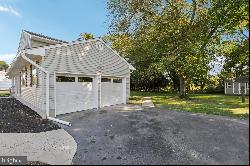 41 Four Winds Drive, Middletown NJ 07748