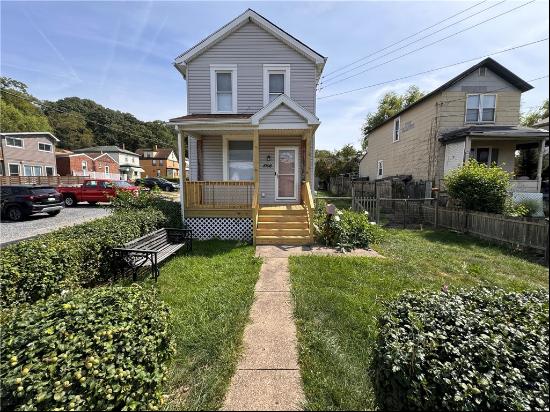 1008 Bell Ave, Carnegie PA 15106