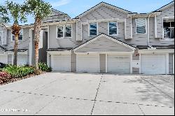 7063 Deer Lodge Circle Unit 107, Jacksonville FL 32256