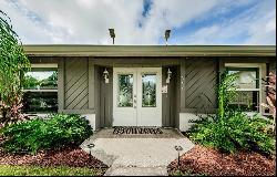 308 Fairwood Court, Oldsmar FL 34677