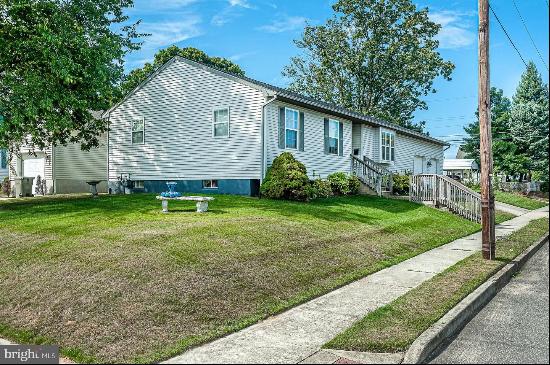 400 Billings Avenue, Paulsboro NJ 08066