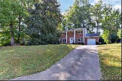 531 Kerry Lake Drive, Newport News VA 23602