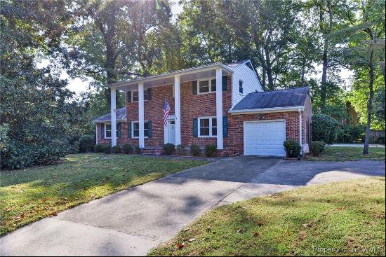 531 Kerry Lake Drive, Newport News VA 23602