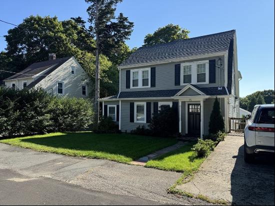 15 Bradford St, Waltham MA 02451