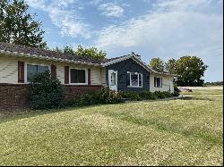 3321 CREEK SIDE Drive, Oshkosh WI 54904