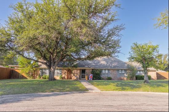 5017 Green Valley Circle, San Angelo TX 76904